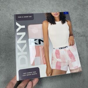 DKNY Women's L Tank & Short Set Pink Rayon Blend e0160